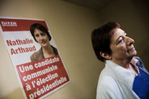 Meeting de Nathalie Arthaud, porte parole de Lutte Ouvriere et candidate a l'election presidentielle le 3 fevrier 2012 a Montreuil thumbnail