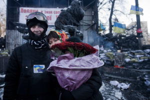 Kiev : vie sur la barricade de la rue Grushevskogo thumbnail