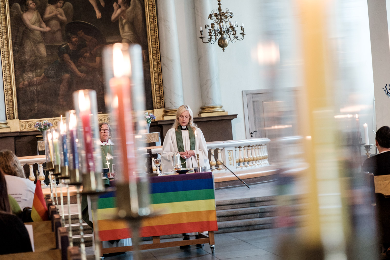 2017 - Gay Pride de Stockholm, avec l'eglise de Suede