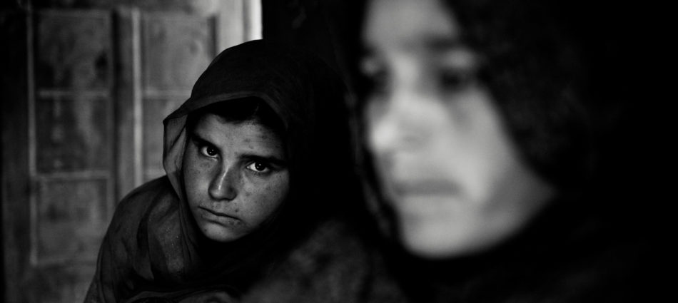 Les "demi-veuves" du Cachemire